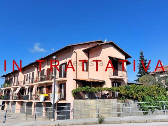 Villetta a schiera in vendita di 177 m² in Strada America Boschi, 61