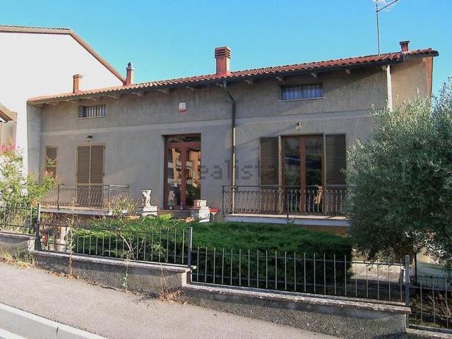 Villetta a schiera in vendita di 178 m²