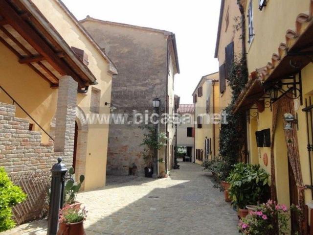 Villetta a schiera in vendita di 178 m² in Via Castello