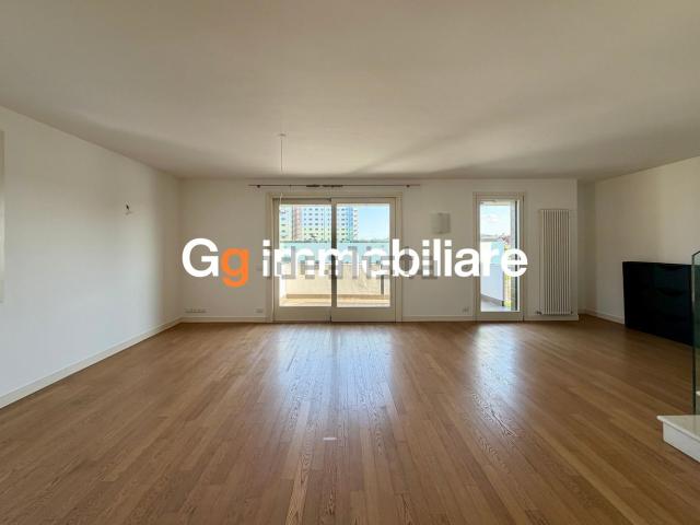 Villetta a schiera in vendita di 178 m² in Via dei Carpani