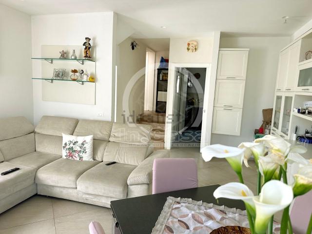 Villetta a schiera in vendita di 178 m² in Via Dismano, 73