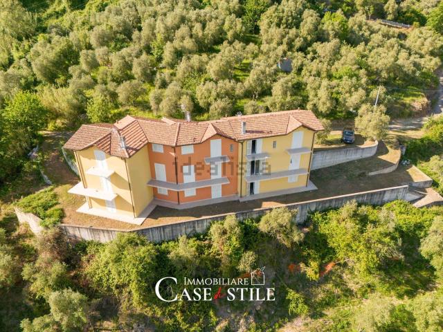 Villetta a schiera in vendita di 178 m² in Via Marzabotto