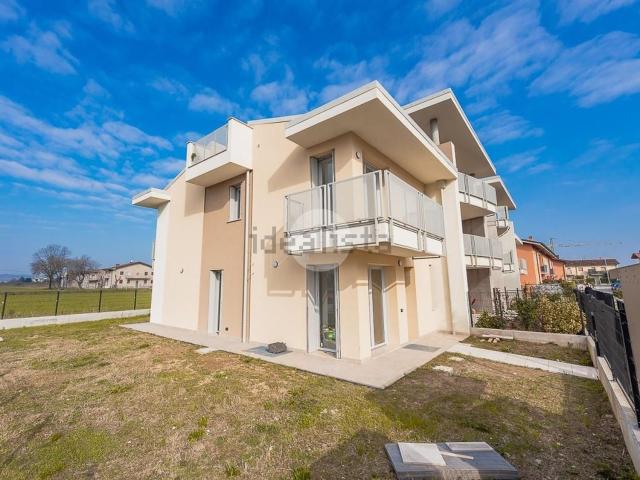 Villetta a schiera in vendita di 178 m² in Via Pace, 45