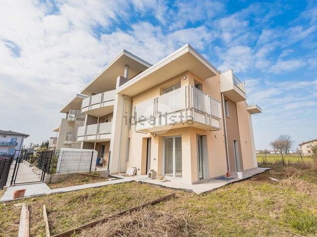 Villetta a schiera in vendita di 179 m² in Via Pace, 45