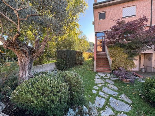 Villetta a schiera in vendita di 180 m²