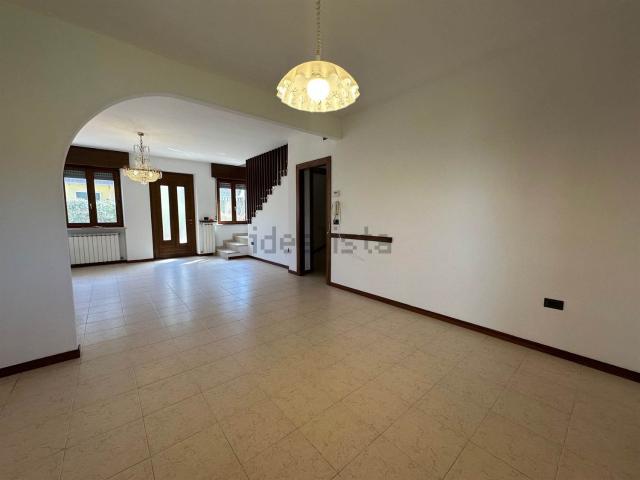 Villetta a schiera in vendita di 180 m²