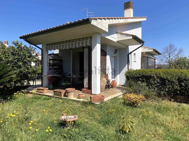Villetta a schiera in vendita di 180 m²