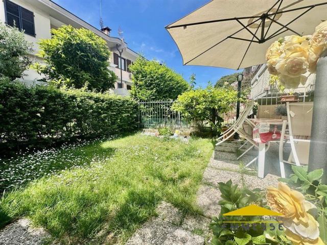 Villetta a schiera in vendita di 180 m² in Via Campo d&apos Appio