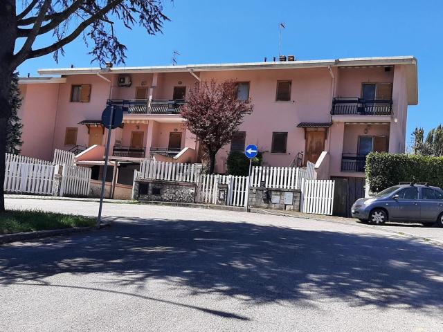 Villetta a schiera in vendita di 180 m² in Via Aldo Moro