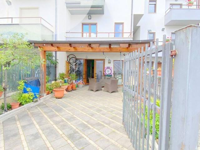 Villetta a schiera in vendita di 180 m² in Via Basilicata