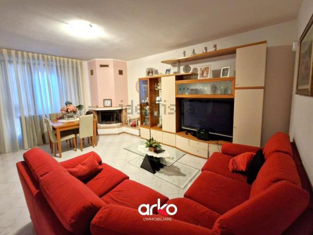 Villetta a schiera in vendita di 180 m² in Via G. Carducci