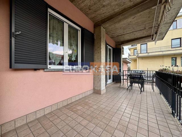 Villetta a schiera in vendita di 180 m² in Via Donizetti