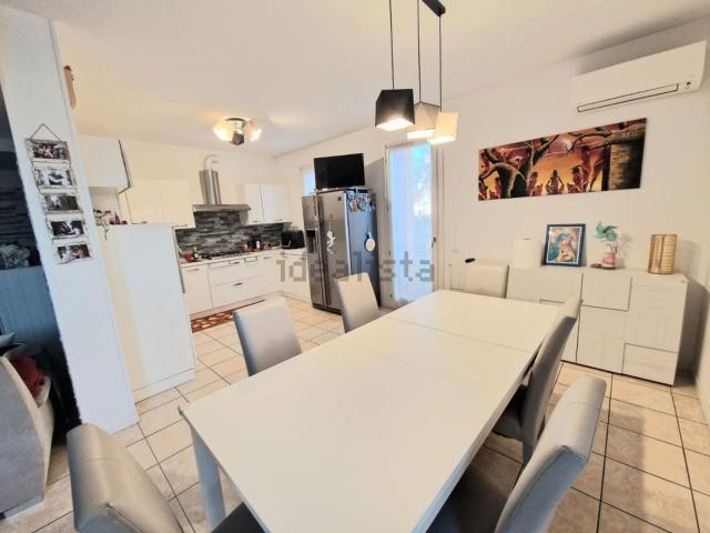 Villetta a schiera in vendita di 180 m² in Via del Mercato