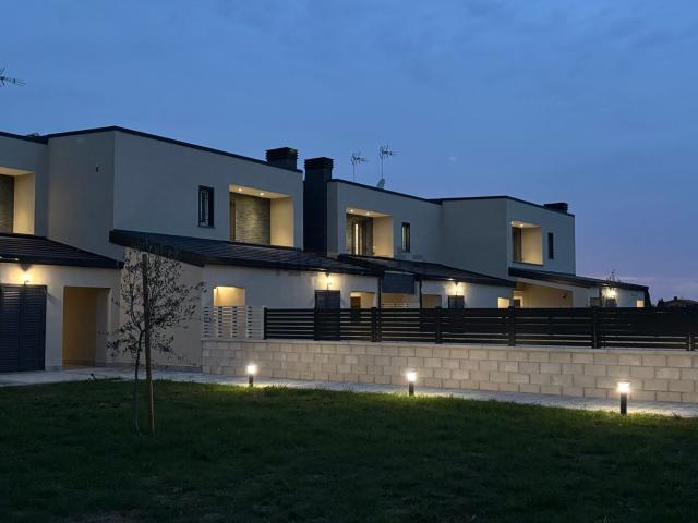 Villetta a schiera in vendita di 180 m² in Via di Muro Bianco