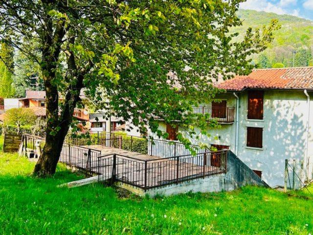 Villetta a schiera in vendita di 180 m² in Via Leonardo Da Vinci