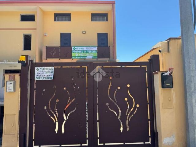 Villetta a schiera in vendita di 180 m² in Via M. Serao, 6