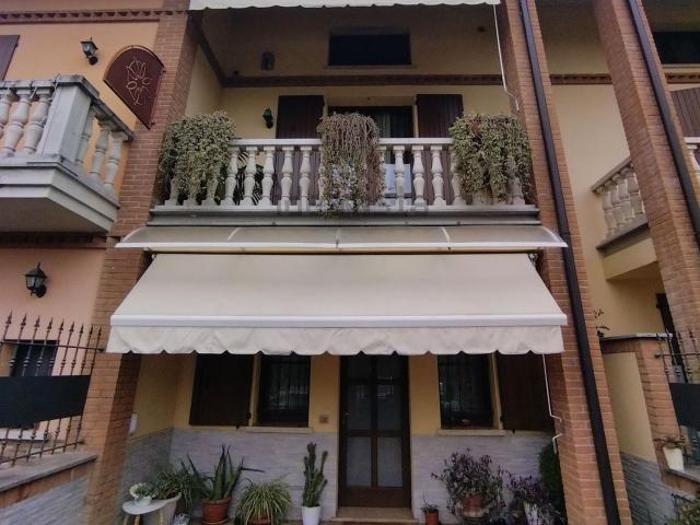 Villetta a schiera in vendita di 180 m² in Via Maraviglia