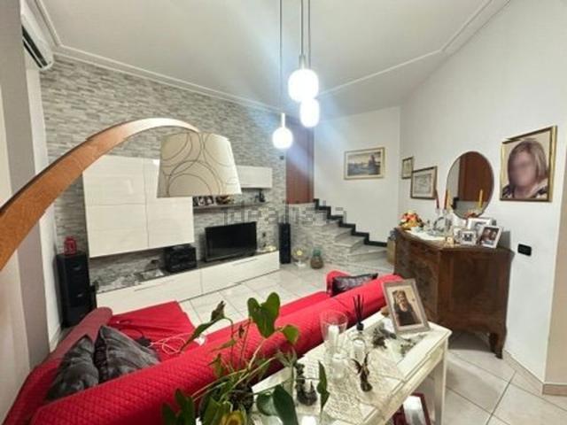 Villetta a schiera in vendita di 180 m² in Via Sardegna