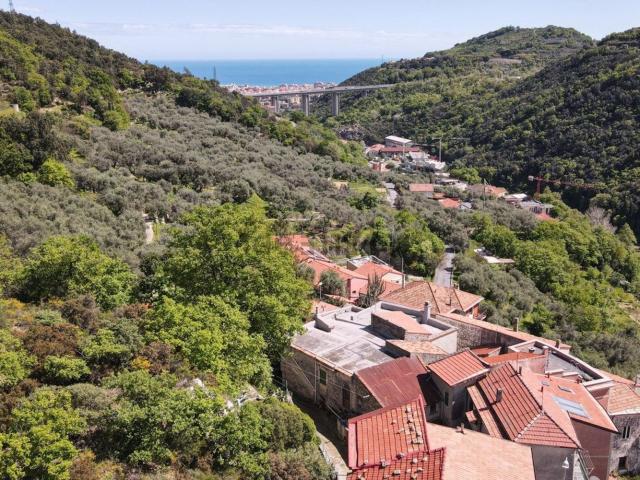 Villetta a schiera in vendita di 180 m² in Via Serrati Inferiori, 5
