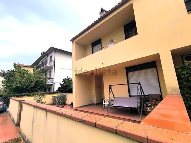Villetta a schiera in vendita di 180 m² in Via Spoleto