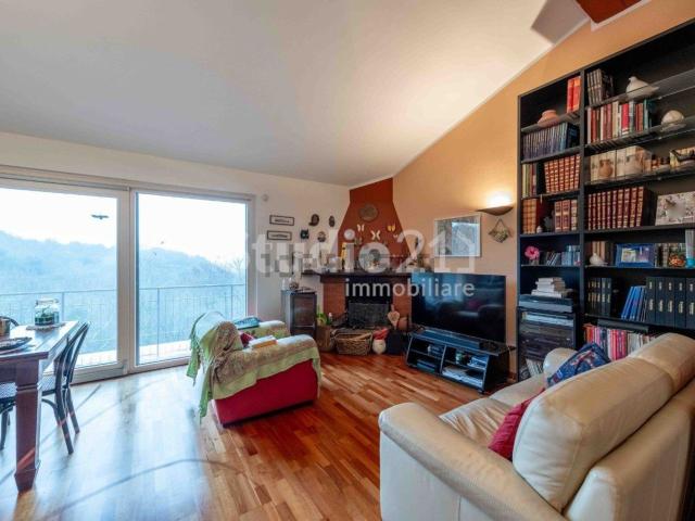 Villetta a schiera in vendita di 180 m² in Via Pian delle Macchie
