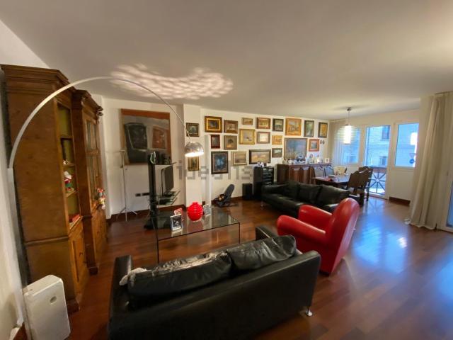 Villetta a schiera in vendita di 180 m² in Via Piero Maroncelli