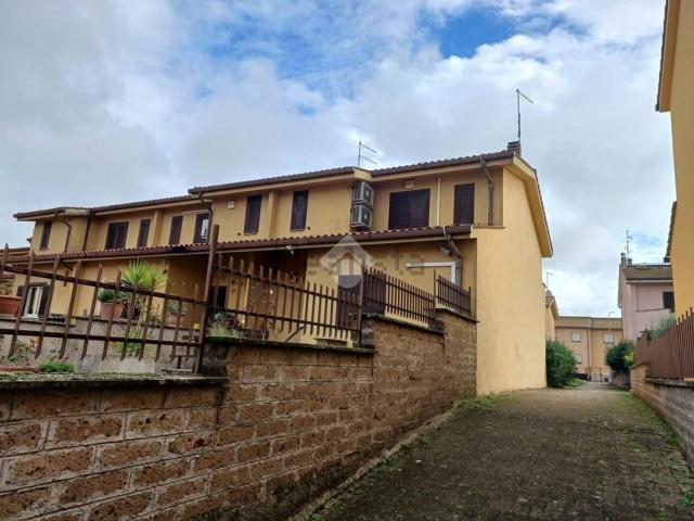 Villetta a schiera in vendita di 180 m² in Via Pietro Giannelli, 14