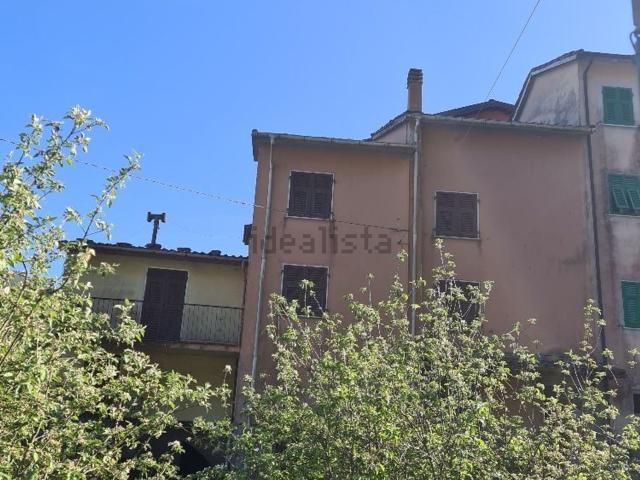 Villetta a schiera in vendita di 180 m² in Via Principale, 3