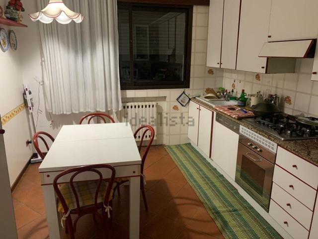 Villetta a schiera in vendita di 180 m² in Via Ruggero Leoncavallo