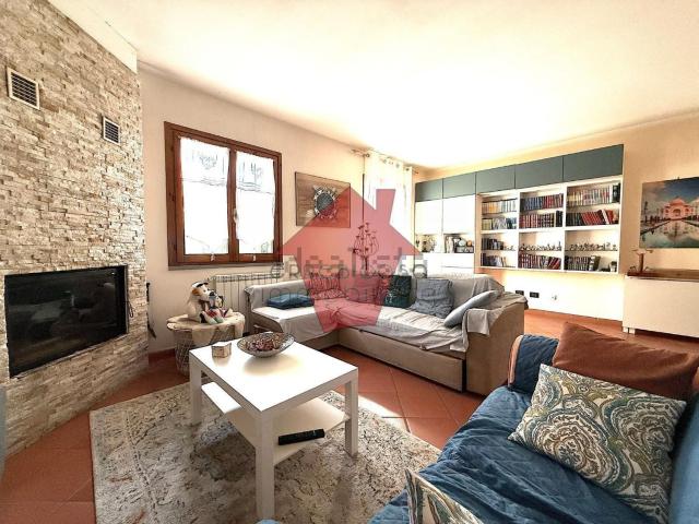 Villetta a schiera in vendita di 180 m² in Viale delle Olimpiadi