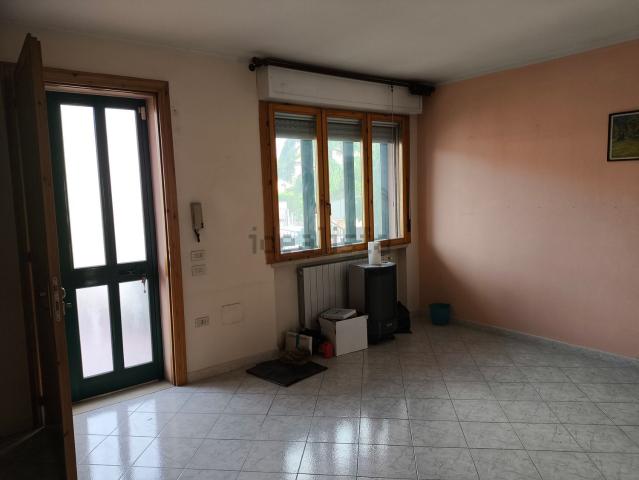 Villetta a schiera in vendita di 180 m² in Piazza Giuseppe Giusti, 55