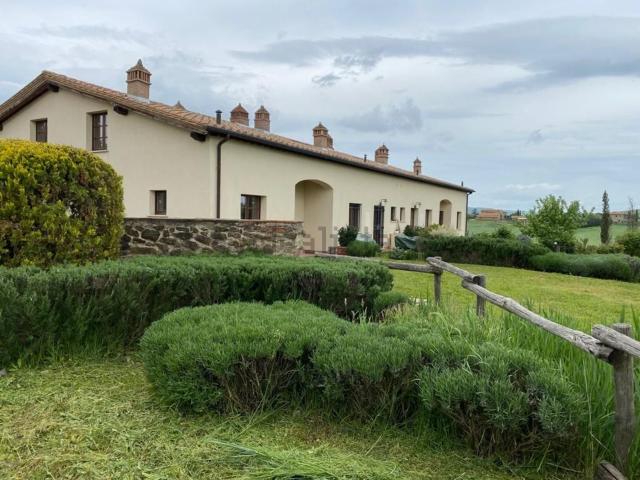 Villetta a schiera in vendita di 180 m² in Strada Provinciale del Monte Amiata