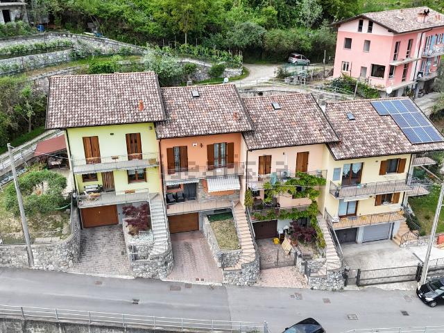 Villetta a schiera in vendita di 181 m² in Via Besseto