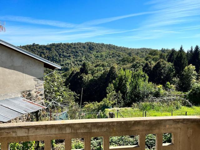 Villetta a schiera in vendita di 181 m² in Frazione Cordaro 1, 8