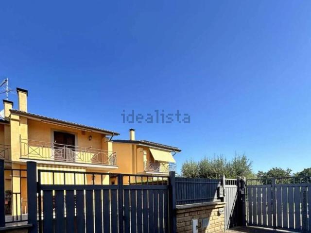 Villetta a schiera in vendita di 181 m² in Località Caio