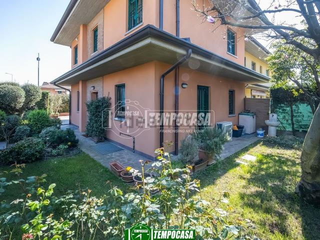 Villetta a schiera in vendita di 182 m² in Via Grignano, 6