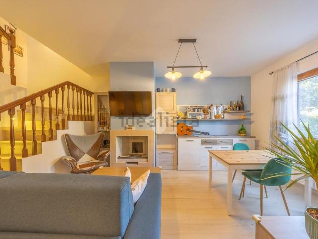 Villetta a schiera in vendita di 182 m² in Via delle Palme, 51
