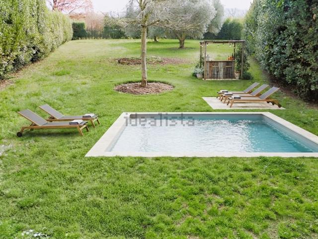 Villetta a schiera in vendita di 185 m² in Via del Corso, 63