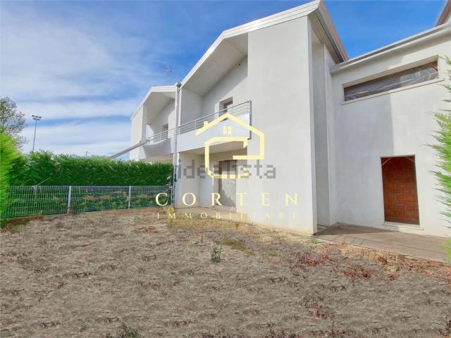 Villetta a schiera in vendita di 185 m² in Via Norma Cossetto, 2