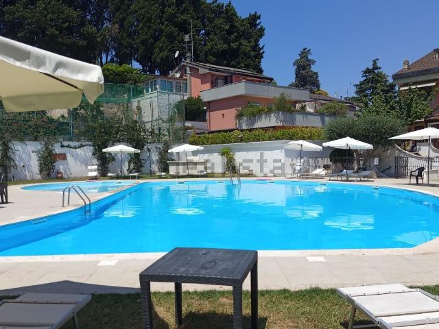 Villetta a schiera in vendita di 185 m² in Via Vincenzo Arangio Ruiz, 19