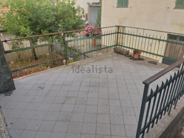 Villetta a schiera in vendita di 185 m² in Frazione Piancastagna