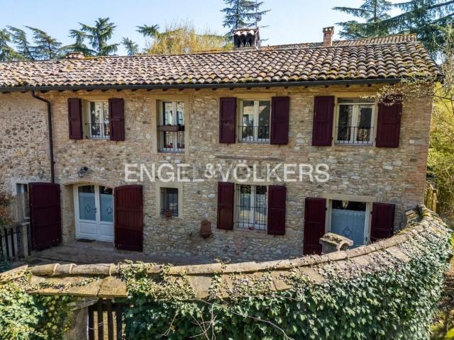 Villetta a schiera in vendita di 185 m² in Strada della Chiesa