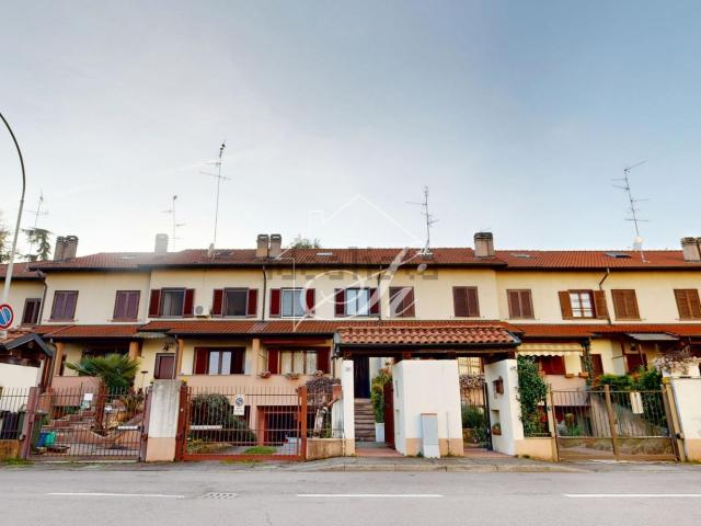 Villetta a schiera in vendita di 186 m² in Via B. Cellini