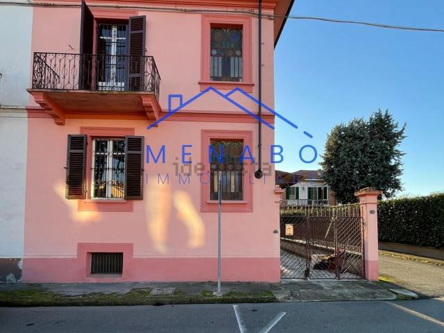 Villetta a schiera in vendita di 186 m² in Via della Maranzana, 8
