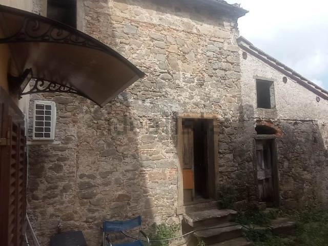 Villetta a schiera in vendita di 186 m² in Via Fagno