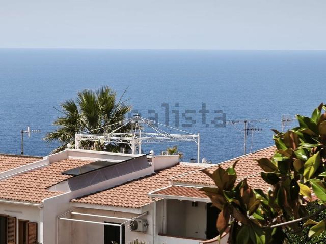 Villetta a schiera in vendita di 186 m² in Via Leopoldo Cupido, 16