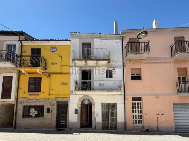 Villetta a schiera in vendita di 186 m² in Via Roma