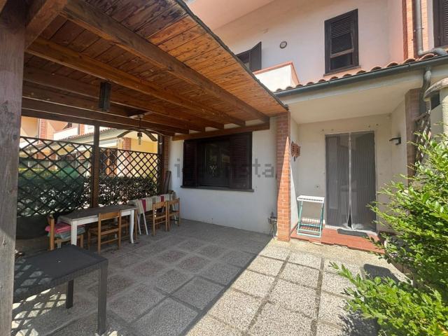 Villetta a schiera in vendita di 186 m² in Via Volterrana