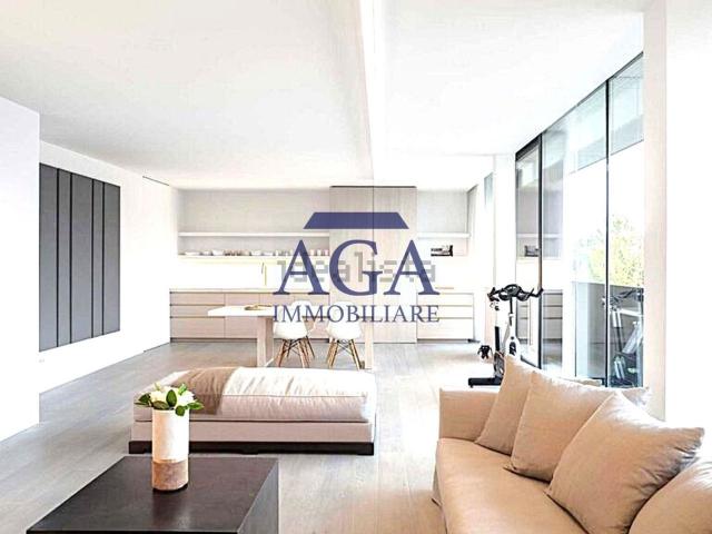 Villetta a schiera in vendita di 187 m² in Via Giovanni XXIII