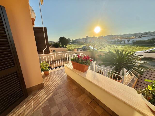 Villetta a schiera in vendita di 188 m² in Via delle Arene, 234